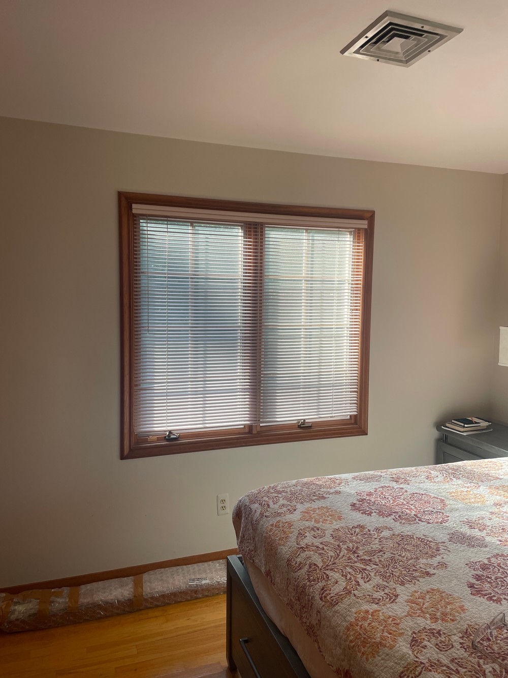 Modernized, Up-To-Date Wood Blinds on Brentwood Dr in North Caldwell, NJ