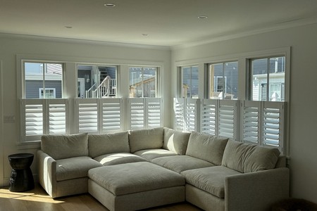 7 benefits installing custom plantation shutters